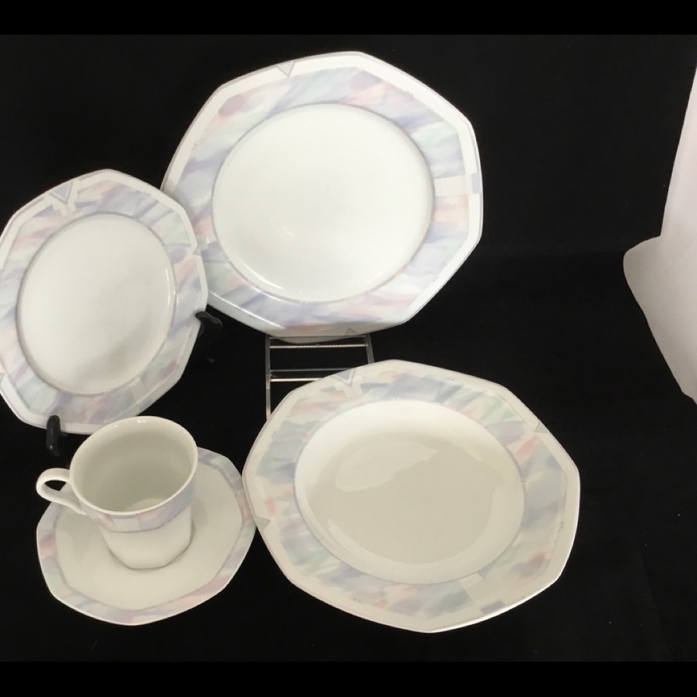 SAVOIR VIVRE  CELINA Y0010  5‎ PIECES PLACE SETTING DINNERWARE